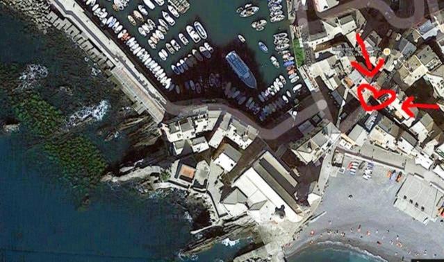 A Un Passo Dal Mare Apartment คาโมยลี ภายนอก รูปภาพ
